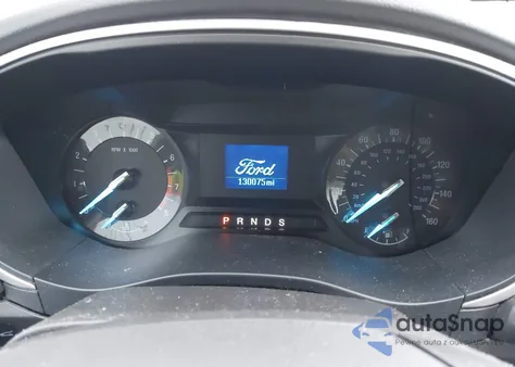 2015 Ford Fusion S z USA, uszkodzony, nr VIN 3FA6P0G77FR286923